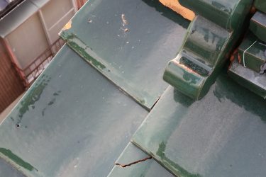 屋根の部分修理